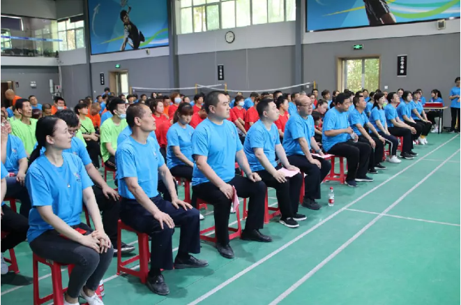 “凝心聚力 勇創(chuàng)佳績(jī)” --抗擊新冠肺炎疫情、2020年度先進(jìn)表彰大會(huì)暨趣味運(yùn)動(dòng)會(huì)